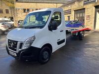 NISSAN NV400